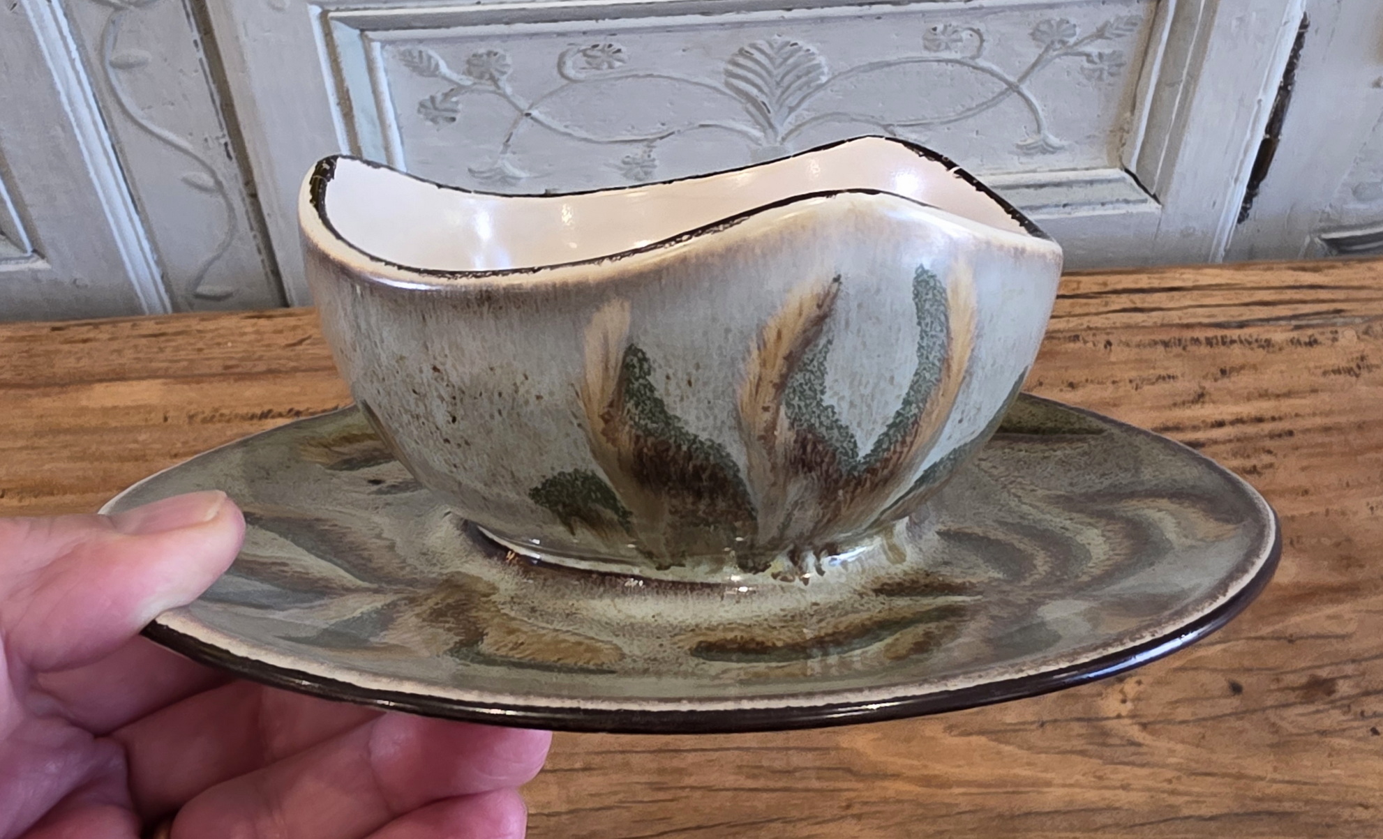 A Vintage Design Bowl